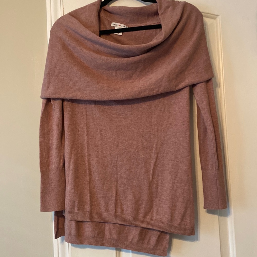 Mauve sweater size small